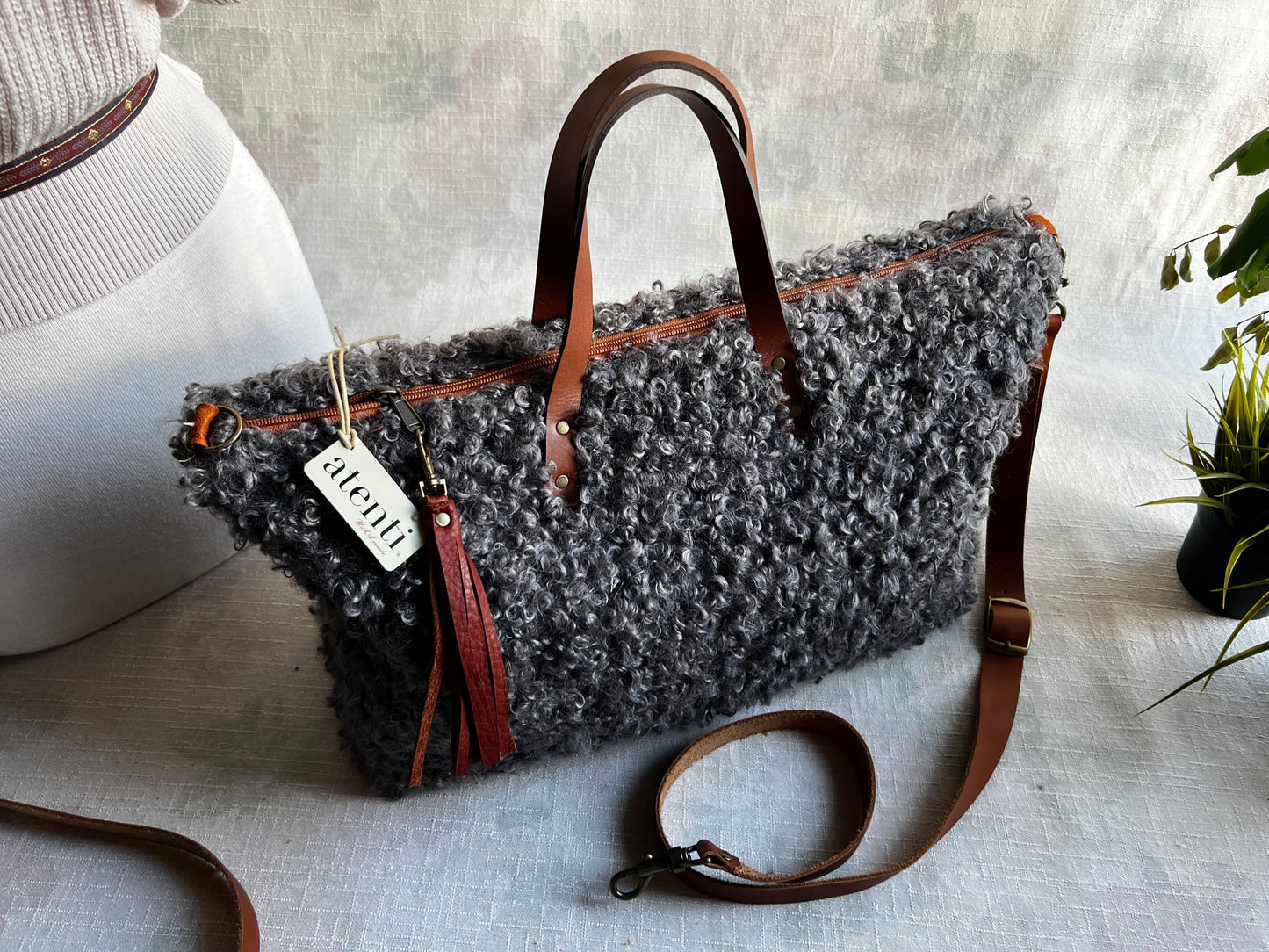 Atenti Curly Cute Charcoal Buddy Bag